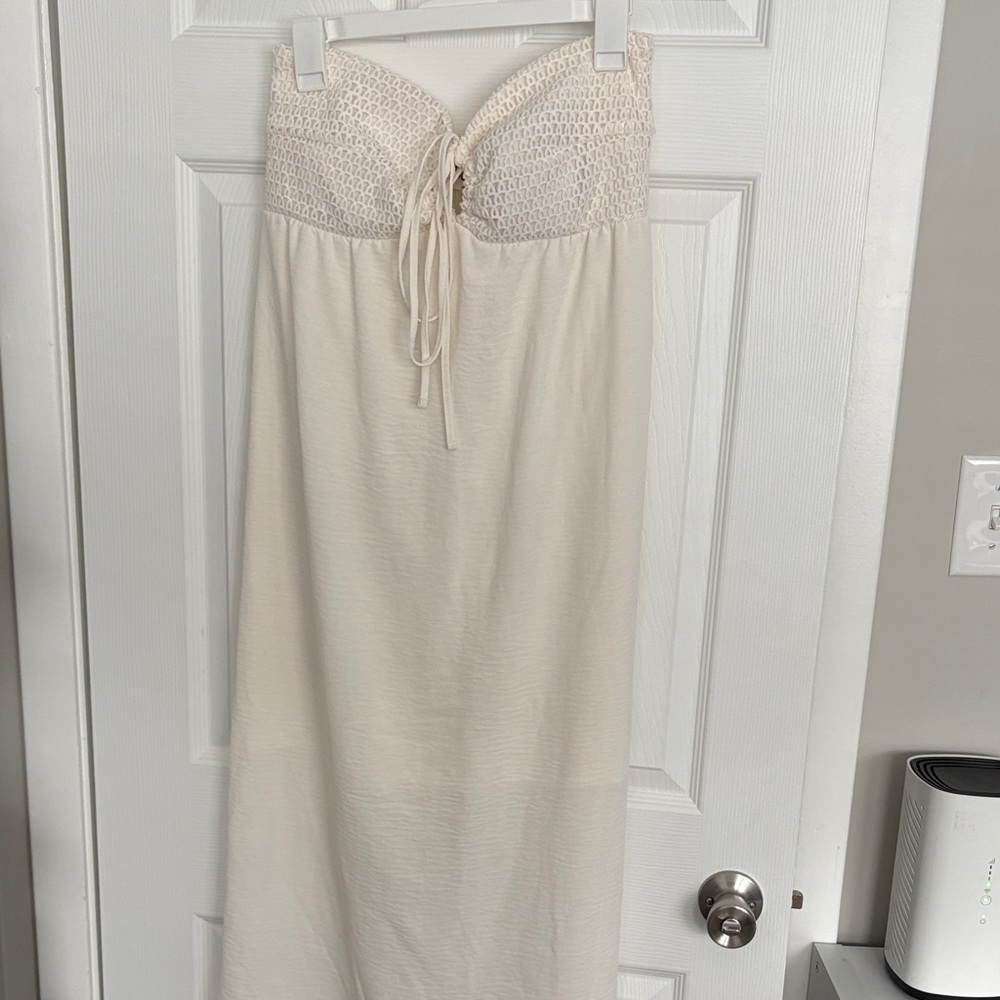 Elegant Cream women’s midi dress
